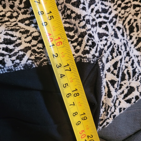 Dolcezza sheer cover up size L - Picture 12 of 12